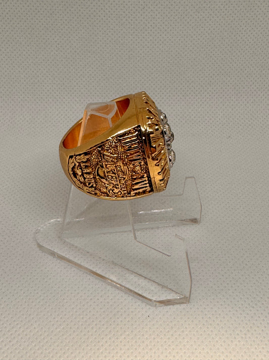 Magic Johnson Replica LA Lakers Championship Ring