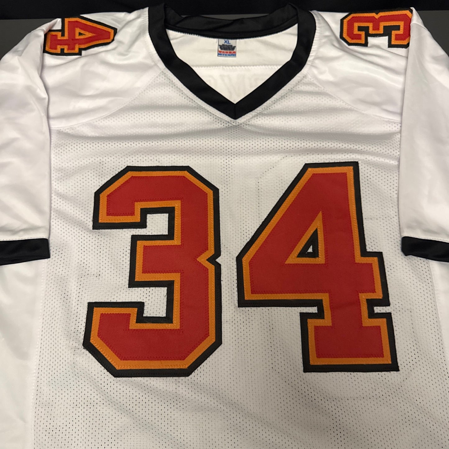 Dexter Jackson Signed Jersey Tampa Bay Buccaneers Signed Jersey