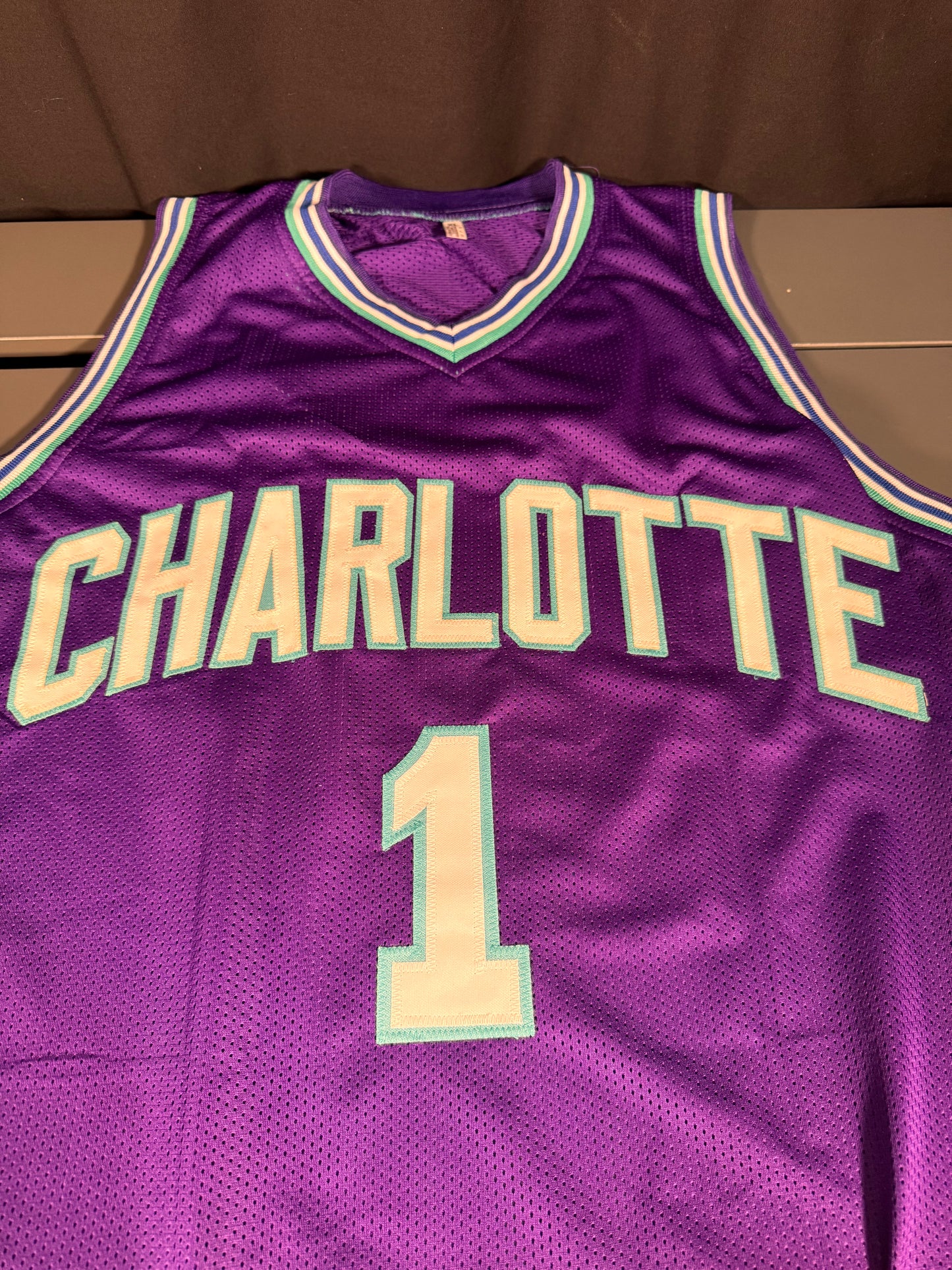 Muggsy Bogues Charlotte Hornets Signed Jersey