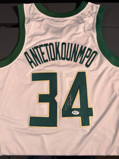 Giannis Antetokunmpo Milwaukee Bucks Signed Jersey