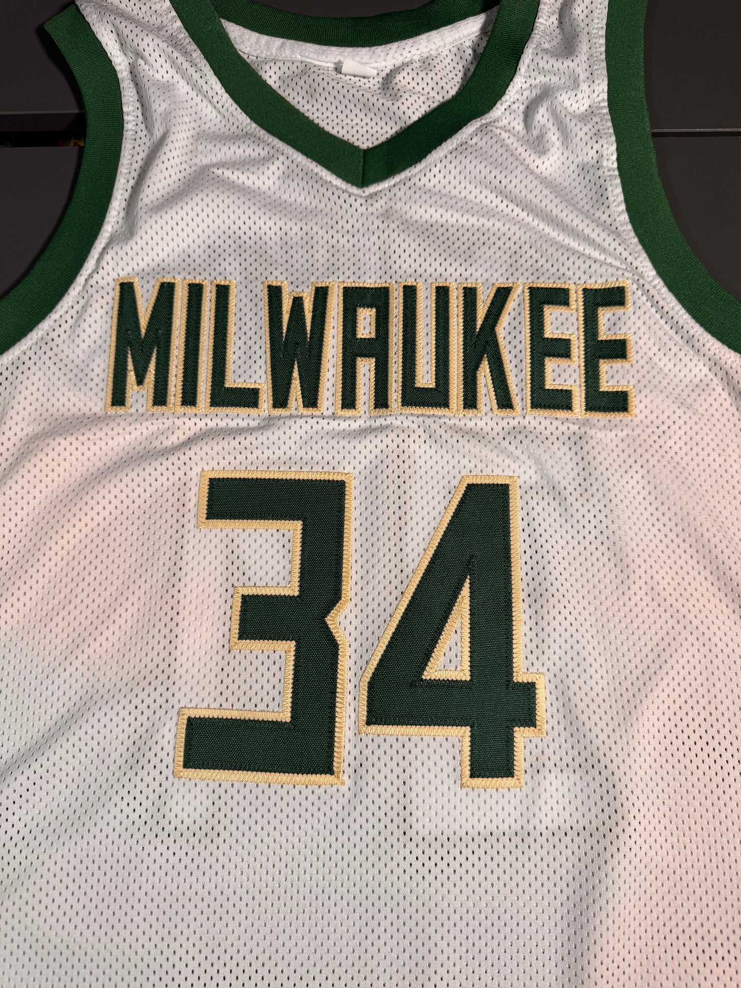 Giannis Antetokunmpo Milwaukee Bucks Signed Jersey