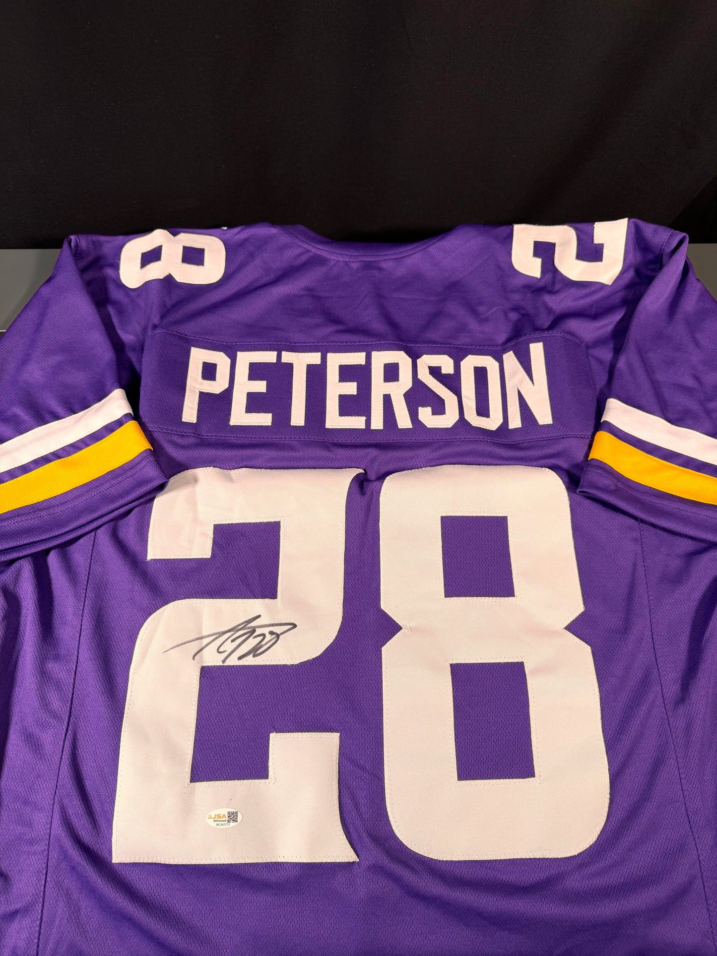 Adrian Peterson Custom Minnesota Vikings Signed Jersey (Purple)